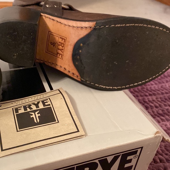 Frye Carmen Harness Short Boot. Color smoke in size 6.5. Excellent condition - Picture 3 of 4